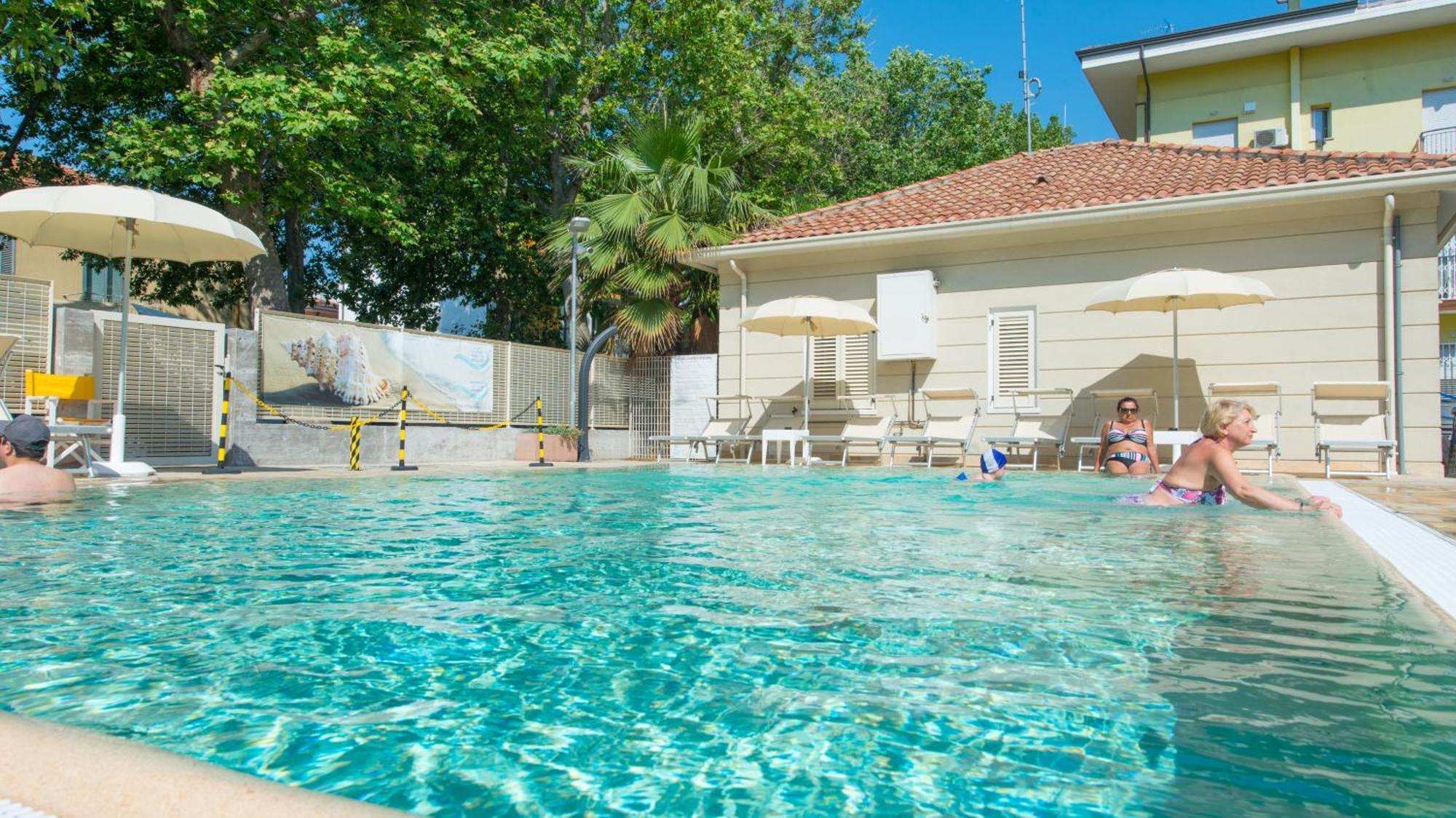 Hotel Sans Souci 里米尼 外观 照片
